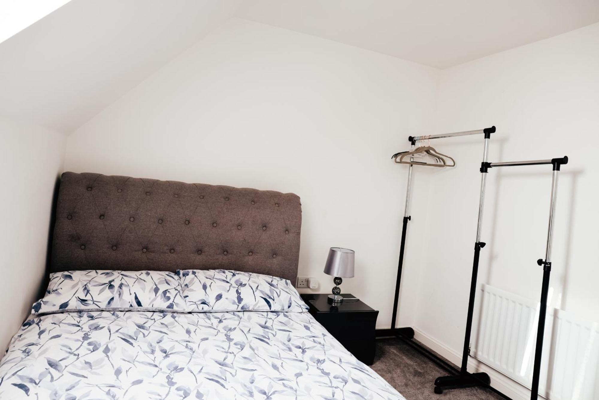 Stunning Two-Bedroom Apartment At A3Ree, Free Parking, Near Cribbs Causeway Mall Bristol Zewnętrze zdjęcie